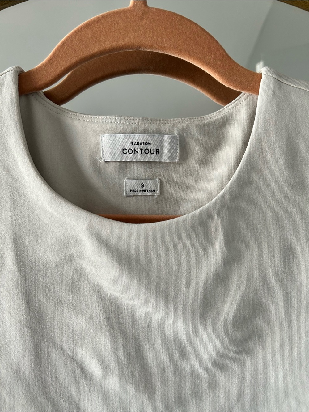 Babaton Contour Ivory Round-Neck Shell Top